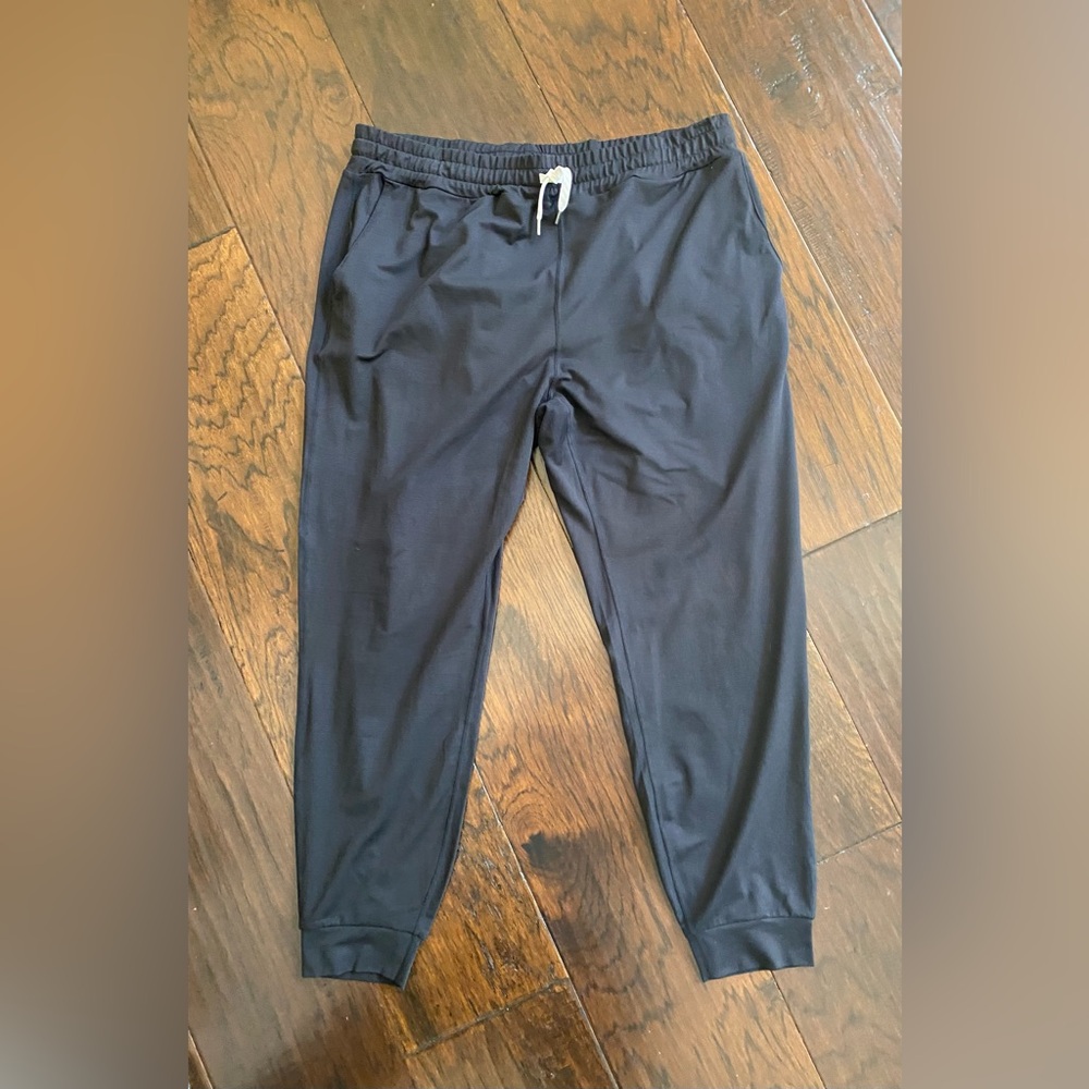 Vuori joggers